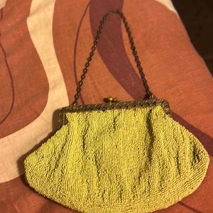 Beaded purse 👛 vintage piece very girly chain detail cute closure from the 1900